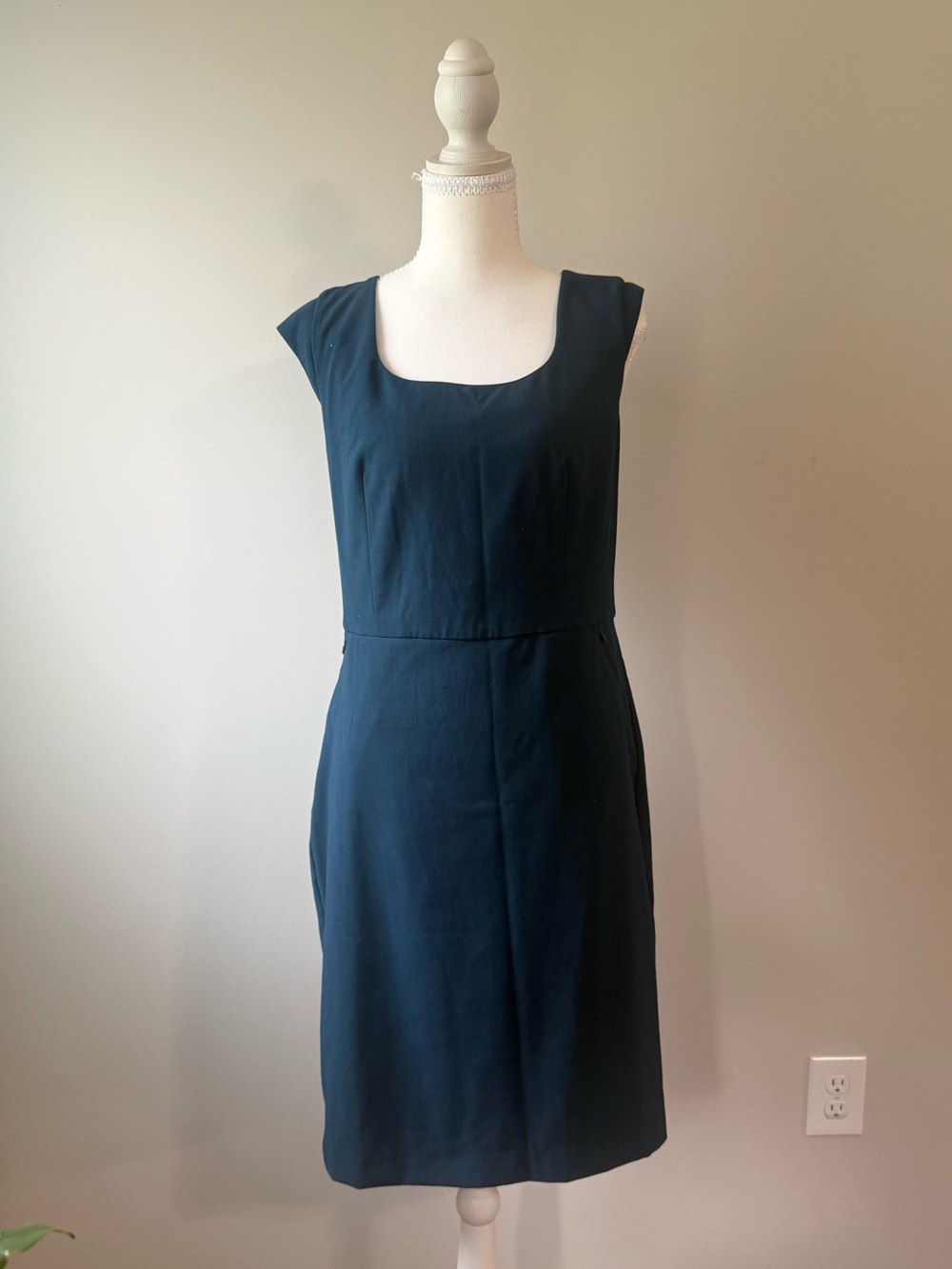 Ann Taylor Teal Blue Sheath Dress | Size 6